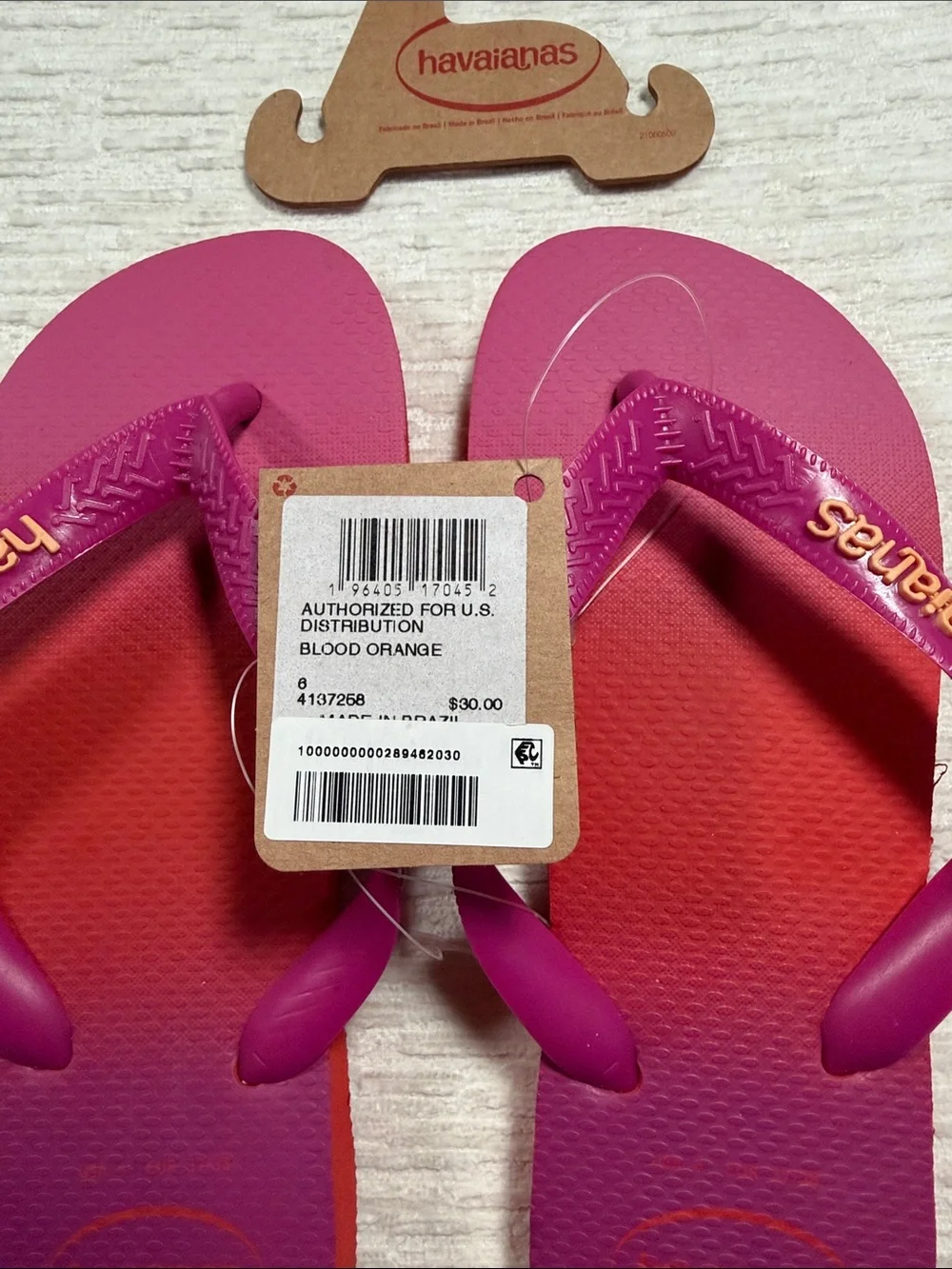 Havaianas Blood Orange Flip Flops NWT